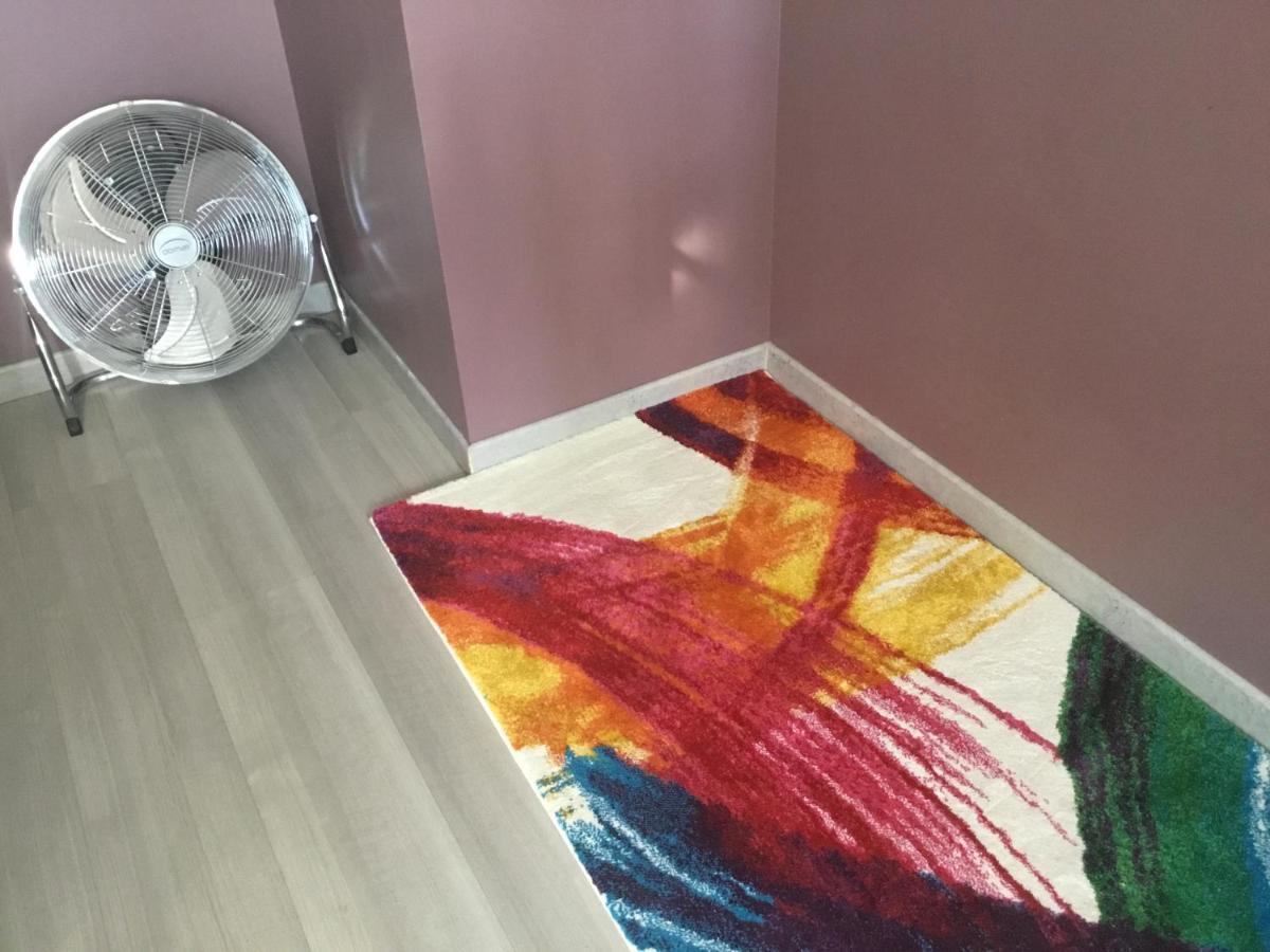 Just For Sleep-Daily Stay 20H To 10H Apres Votre Arrivee Dans Le Batiment D'Entree, Contact I'Hote Via Le Message Ici De Reservation Pour L'Enregistrement I'Entree Dans La Propriete Sans I'Approbation Est Interdite-Resevation D'Un Tiers Est Inaccepta بوبْئيني المظهر الخارجي الصورة